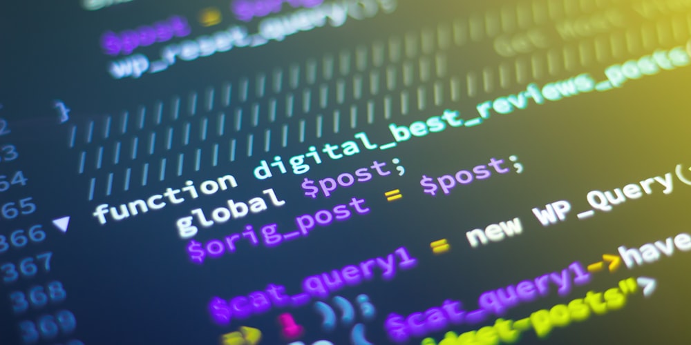 展示在电脑屏幕上创建Telegram端到端加密群聊的步骤示意图